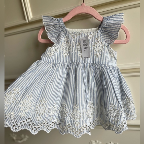 NEW Baby Gap Baby Girls Eyelet Sundress with Bloomer - Picture 6 of 7